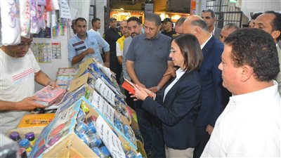 محافظ البحيرة تفتتح 