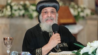 البابا تواضروس يكرم أوائل الدبلومات الفنية والثانوية العامة في الإسكندرية 