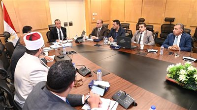 التضامن تبحث طلبات الأسر الراغبة فى كفالة أطفال