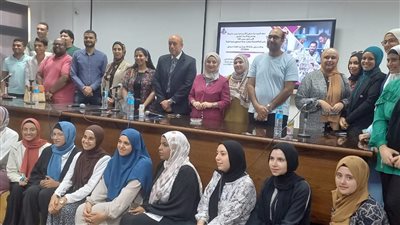 جامعة القناة تنظم ندوة حول الاستخدام الرشيد للأدوية (صور) 