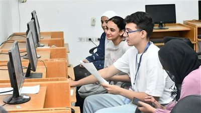 جامعة قناة السويس: 395 طالبًا يستفيدون من تقليل الاغتراب