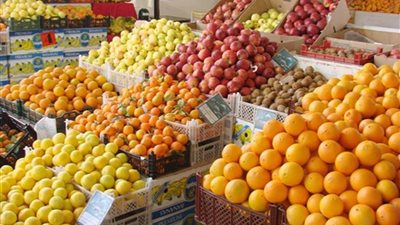 أسعار الفاكهة اليوم، انخفاض التين والبرتقال في سوق العبور