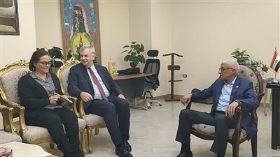 محافظ شمال سيناء يستقبل سفير ألمانيا في القاهرة