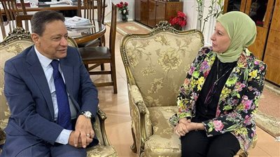 كرم جبر يلتقي رئيسة المركز القومي للبحوث الاجتماعية والجنائية