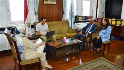 وفد الوكالة الأمريكية للتنمية الدولية في زيارة لجامعة الإسكندرية (صور)