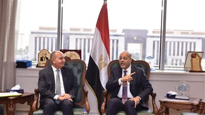 وزير العمل خلال لقاء سفير الأردن: لدينا بيئة عمل مُشجعة على الاستثمار