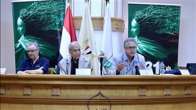 مهرجان المسرح التجريبي يبرز مسيرة المخرج المغربي الطيب الصديقي