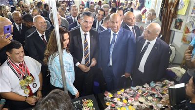 محافظ القاهرة: تخفيضات بمعرض أهلا مدارس تصل لـ 30%