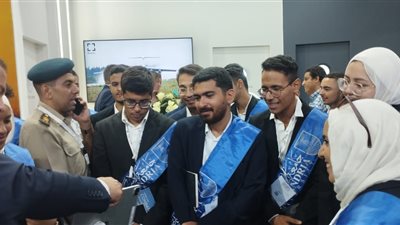 إقبال على المعرض المصري الدولي للطيران والفضاء بالعلمين (صور)