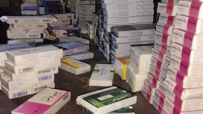 ضبط مخزن بالمرج بداخله كميات من الأدوية منتهية الصلاحية قبل إعادة طرحها بالصيدليات 