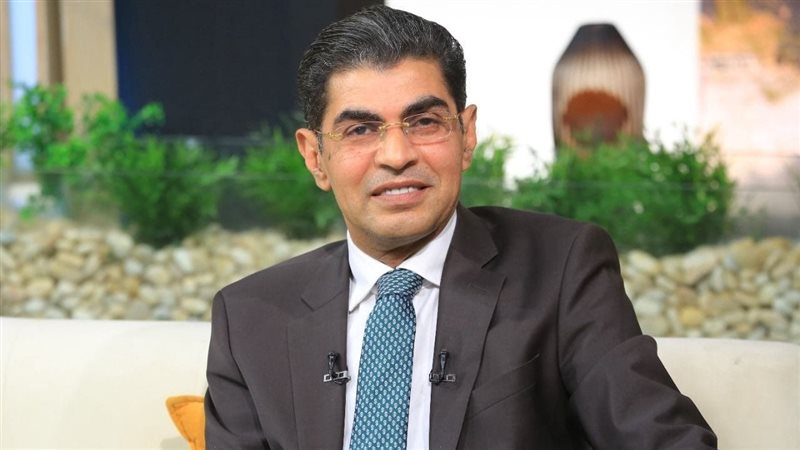 الدكتور أيمن عطا