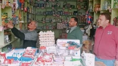 حملات تموينية مكثفة على الأسواق بمراكز دمياط 