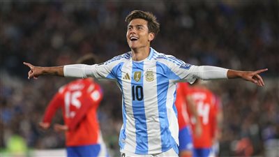 ديبالا يتحدث عن ارتداء قميص ميسي مع منتخب الأرجنتين 