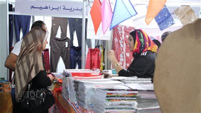 الكشكول بـ 8 جنيهات ودستة الأقلام بـ 30، أسعار الأدوات المدرسية بـ أهلا مدارس (صور)