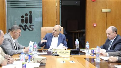 محافظ المنيا يعلن إجراءات جديدة لتقليل كثافة الفصول بالمدارس