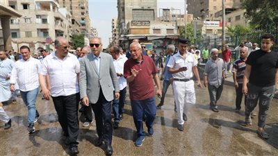 جولة تفقدية مفاجئة لمحافظ القاهرة في حي حلوان
