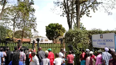 وفاة 17 تلميذا وإصابة 14 بحريق في مدرسة داخلية بكينيا