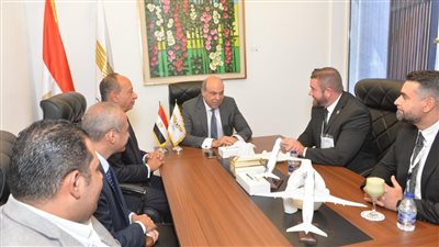 وزير الطيران يلتقي مع وفد من إدارة أمن النقل الأمريكية (TSA)