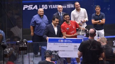 مصطفى عسل يتوج ببطولة مصر الدولية للإسكواش (فيديو وصور)