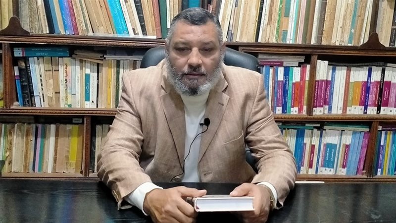  الدكتور إمام رمضان،