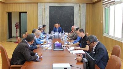 رئيس جامعة المنصورة الأهلية يبحث استعدادات بدء العام الدراسى الجديد