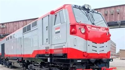 السكك الحديدية تراجع إجراءات التشغيل لخط قطار مدينة السادات الصناعية