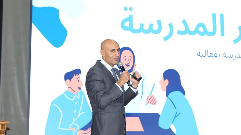 محمد عبد اللطيف وزير