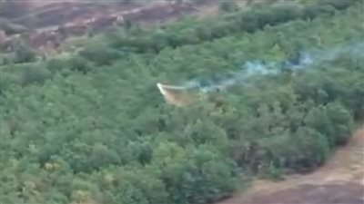 طائرات أوكرانية تقذف النار وتثير الرعب بين القوات الروسية (فيديو)