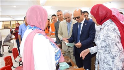 انطلاق الكشف الطبي للطلاب المرشحين للقبول بكليات جامعة أسيوط