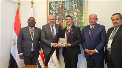 وزير الطيران يلتقي رئيس المجلس الدولي للمطارات ACI لإقليم إفريقيا