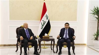 وزير النقل يصل العراق لمناقشة تنفيذ مشروعات البنية التحتية والطرق والكباري