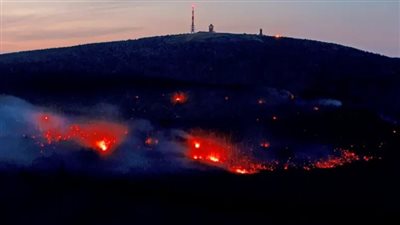 200 رجل إطفاء يكافحون حريق غابات هائلا في ألمانيا