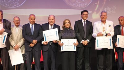 وزير الثقافة يشهد تكريم 116 مبدعا من الفائزين بجوائز الدولة (صور)
