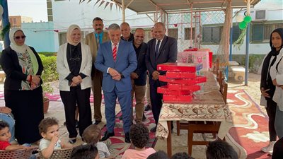 محافظ الإسماعيلية يشارك أبناء دار الرحمة للرعاية الاحتفال بالمولد النبوي الشريف (صور)