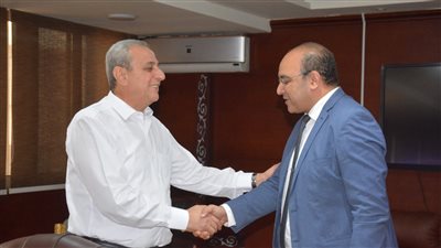 محافظ الغربية يوجه بتحسين الخدمات الطبية المقدمة للمواطنين