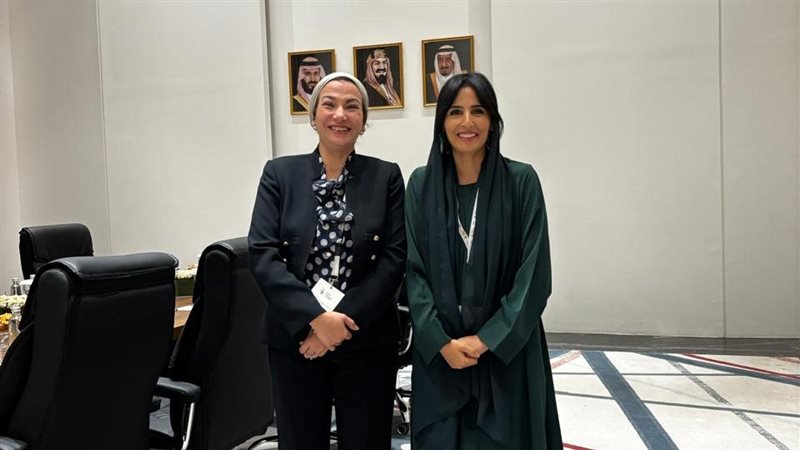 وزيرة البيئة مع الدكتورة