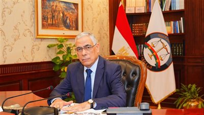 خلال مشاركته في دورة مكافحة الجريمة المنظمة بفيينا، النائب العام يؤكد ضرورة توفير الدعم لمكافحة الجريمة السيبرانية والاتجار بالبشر، ويدين العدوان على غزة ولبنان