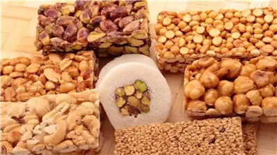 طريقة عمل حلوى المولد بأنواعها المختلفة في المنزل بأقل التكاليف