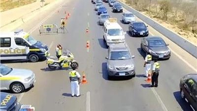 ضبط 86 مخالفة موقف عشوائي و119 مخالفة شروط الترخيص في حملة مكبرة للمرور 