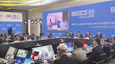 وزير العمل يشارك في الجلسة الختامية لاجتماع 