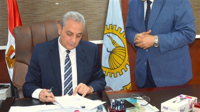 محافظ الغربية يعتمد قرار التعاقد مع 1753 معلما مساعدا