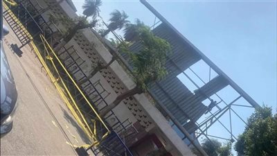 القصة الكاملة لإزالة يافطة 72 شهيد من بوابة النادي الأهلي (صور)