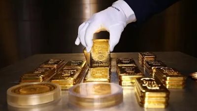 تطورات في حركة وأسعار الذهب بعد تلميحات بخفض الفائدة الأمريكية