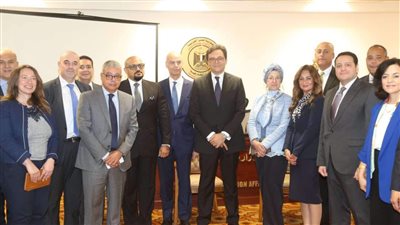 وزير الثقافة يلتقي سفراء مصر الجدد قبيل مغادرتهم لتولي مهام البعثات الدبلوماسية بالخارج 