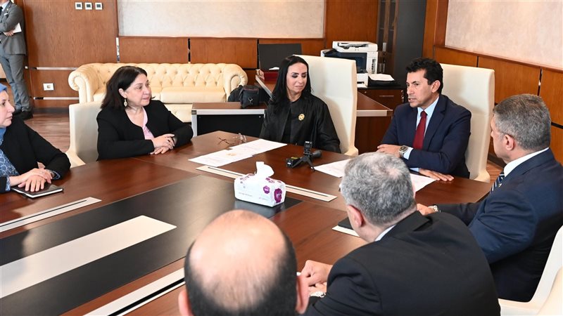 وزيرا الشباب والتضامن،