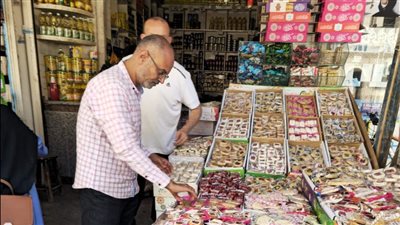 ضبط 120 كيلو أغذية فاسدة في الإسماعيلية (صور) 