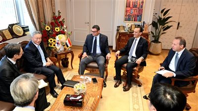 الإسكان تبحث التعاون مع كوريا الجنوبية في توطين الصناعة والاستثمار 