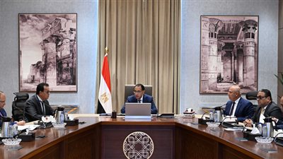 مدبولي يعقد اجتماعا لمتابعة جهود حل مشكلة نقص الدواء 