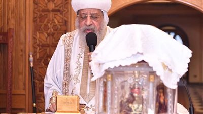 البابا تواضروس يشهد رسامة 5 قمامصة جدد بالإسكندرية وڤانكوفر