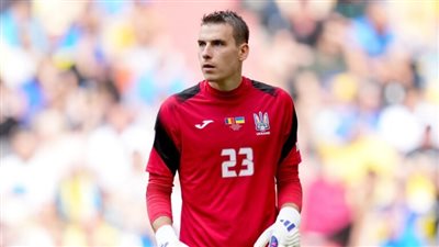 ريال مدريد يعلن تجديد عقد حارس الفريق 